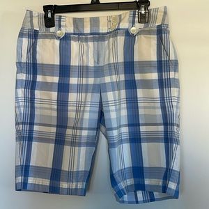 Tommy Hilfiger Blue White Tan Plaid Bermuda Shorts size 10